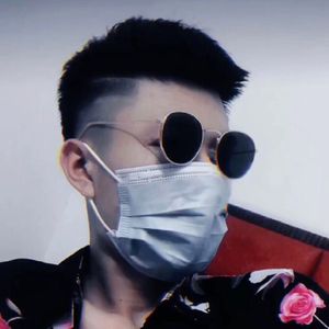 亚洲成本人片在线观看
